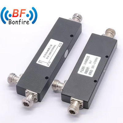 실내/외부 698MHz-3800MHz 5dB 결합 정도 300W 2.3dB 홀리 방향 결합기