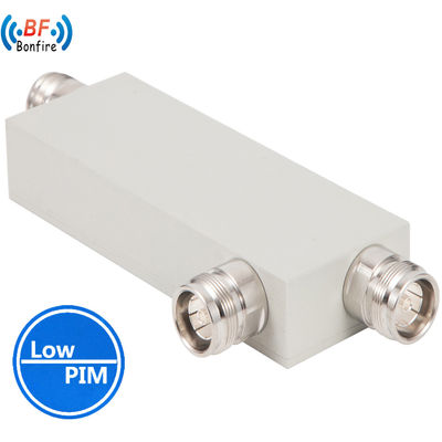698-4000MHz 낮은 Pim -160dbc IP65 N 여성 방향 결합기 인터페이스 N-F 회색/붉은
