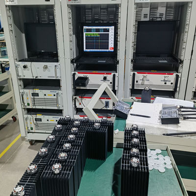 IP65 등급 200W 낮은 핑 로드 RF 종료 로드 600-4000MHz XC 실내 / 야외용