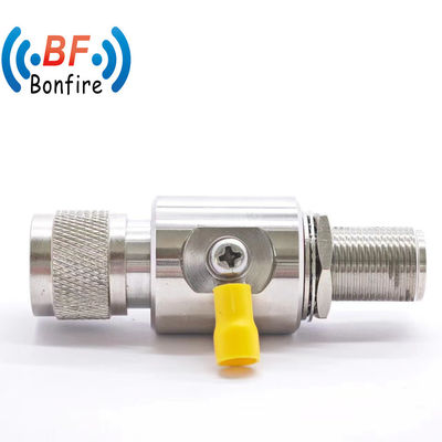 BLQ-060-41101 DC-6000MHz RF 어레스터 코아시얼 번개 파동 어레스터 Nm ~ NF 블랙