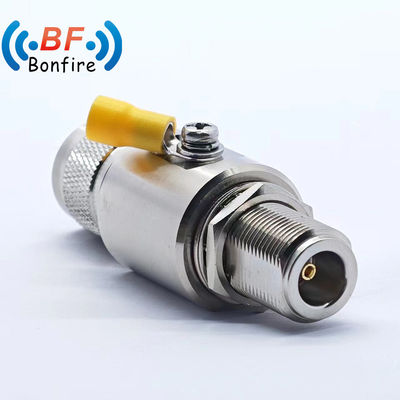 보증 DC-6000MHz UHF N-M에서 N-F 인터페이스를 가진 코아시얼 번개 RF 차단기