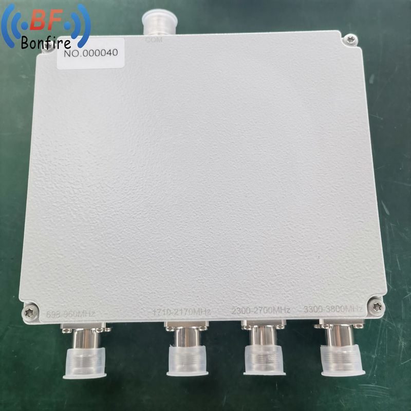 RF 5g 실내 복합 1710-2700MHz 쿼드플렉서 4in 1out 디플렉서 및 N 4310 DIN 커넥터