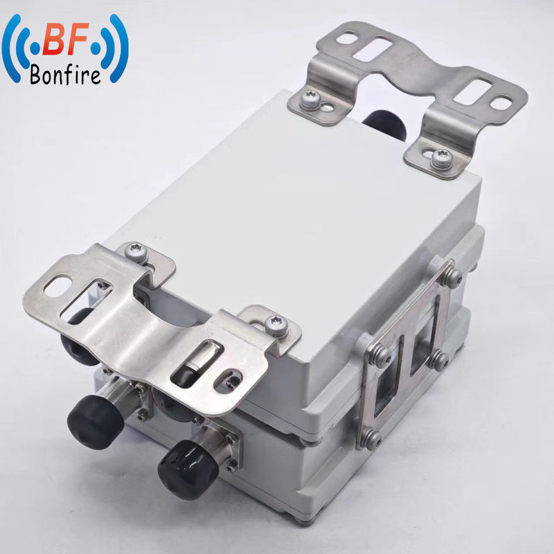 HLQ-XXXXX 1710-1880/1920-2170/2300-2700MHz RF 광대역 쿼드플렉서 홀리 필터 쿼드 밴드 조합기