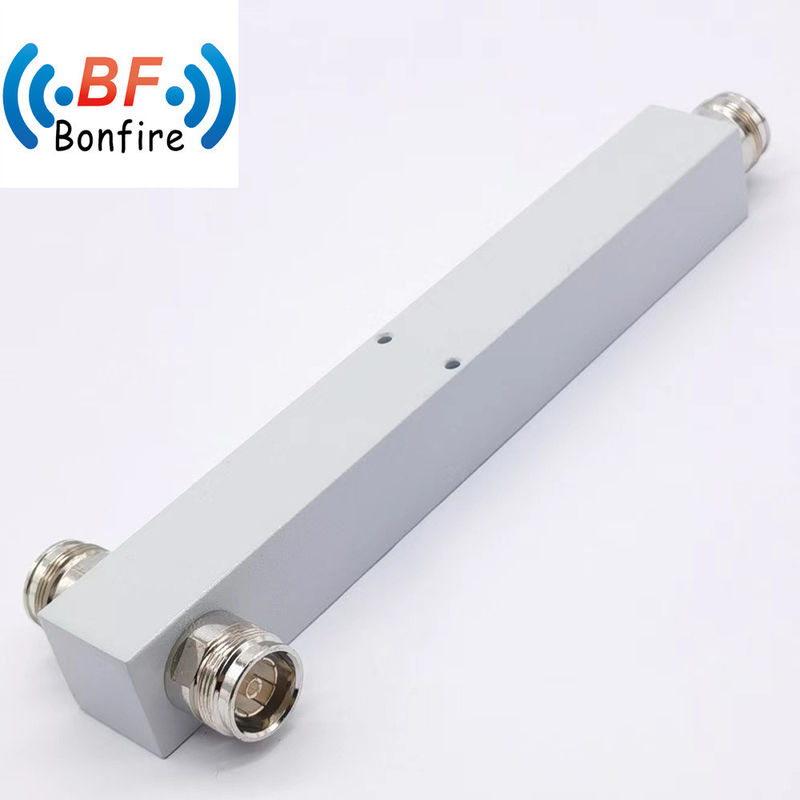 실내/외부 2차원 반응 전력 분산기 -160dbc IP65 350-3800MHz N 여성 회색