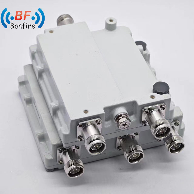 같은 대역 조합 트립렉서 1710-1880 1920-2170 2300-2400 2500-2700MHz
