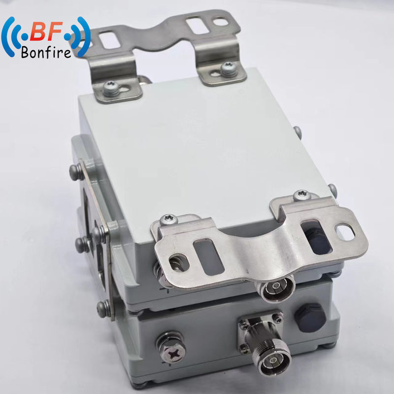 160dbc 300W 디플렉서 1710-1880 1920-2170 2300-2400 2500-2700MHz RF 쿼드플렉서 조합기