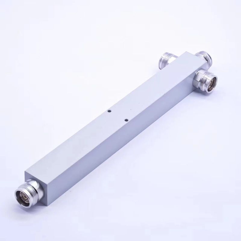 698-4200MHz Pim-160dbc N 타입 커넥터와 함께 3 차원 전력 분할기 아래 데이터 테이블 참조