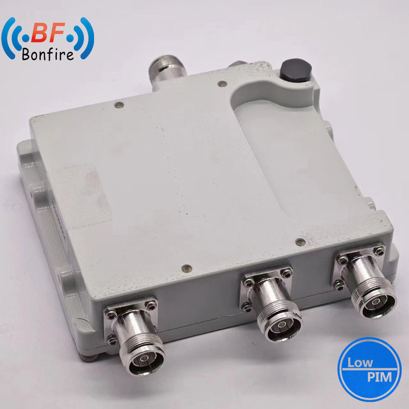 2300-2400 2500-2700MHz 낮은 Pim -150dbc 트리플렉서 RF 디플렉서 트윈 디플렉서 RF 듀얼 밴드 조합기 4.3-10-F 커넥터