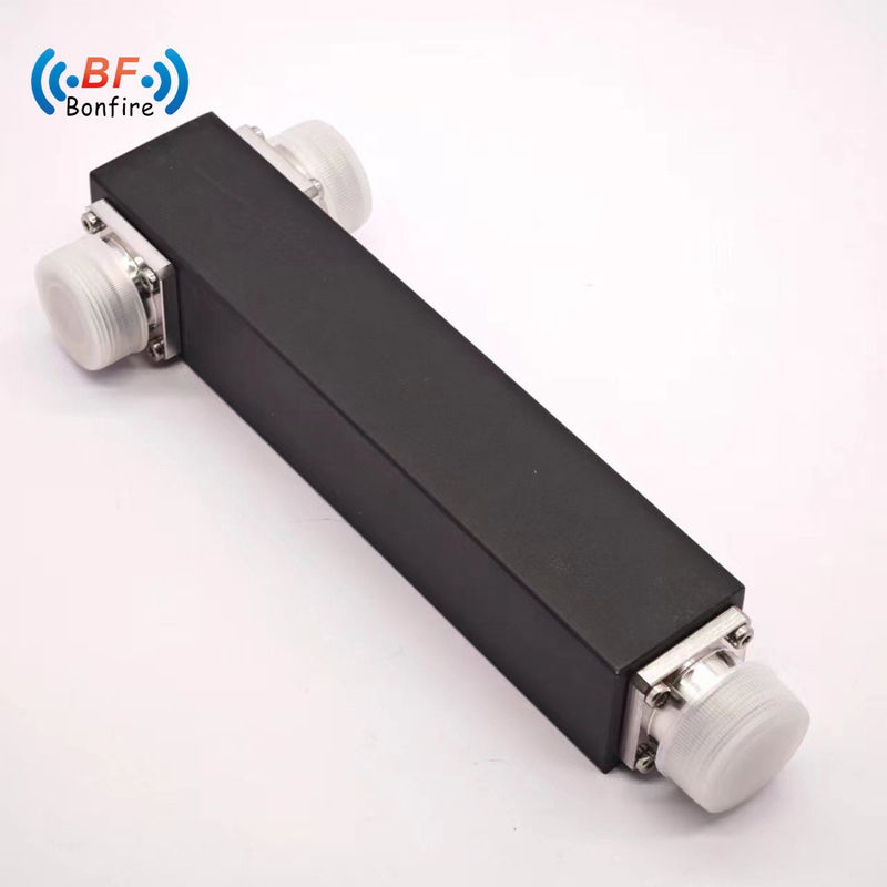 높은 전력 광대역 반응 전력 분할기 2400-6000MHz DIN-F 실내/외부 IP65