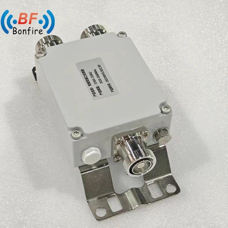 1710-1880 1920-2170 2300-2400 2500-2700MHz RF 펜타 대역 결합기 -155dbc DIN-F