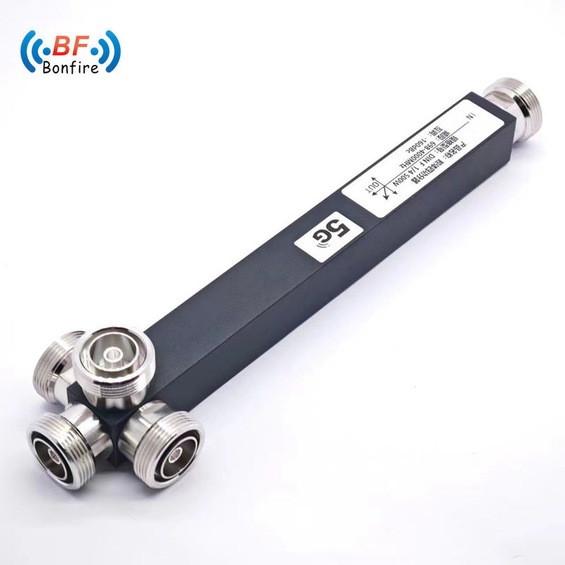 실내/외부 IP65 2400-6000MHz Dinf 4차원 고전력 광대역 반응 전력 분할기