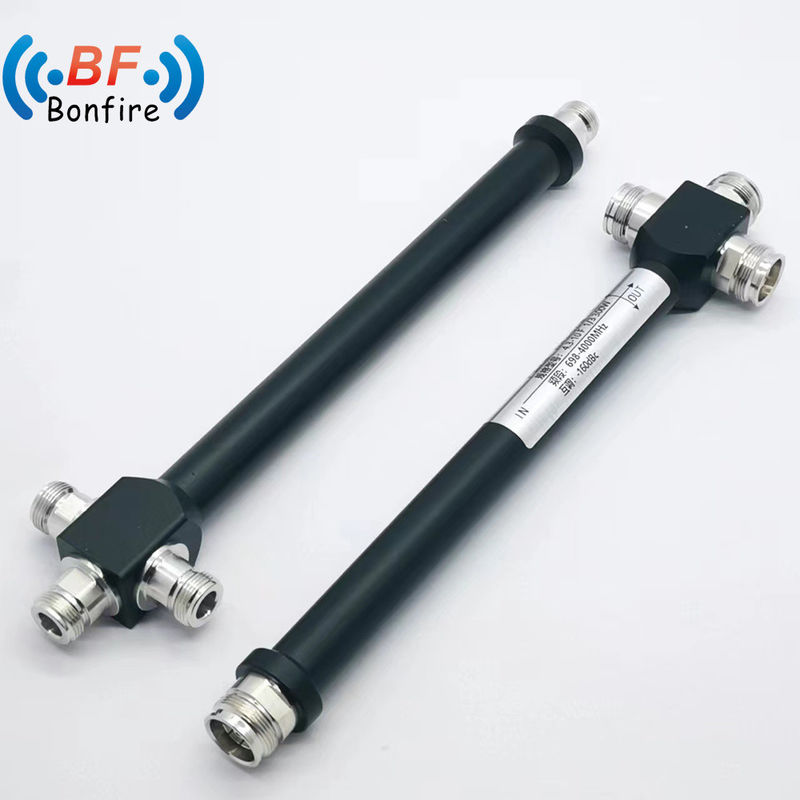 N-F/4.3-10-F/DIN-F 인터페이스와 함께 698-3800MHz 2 차원 마이크로 스트립 파워 스플리터 디바이더