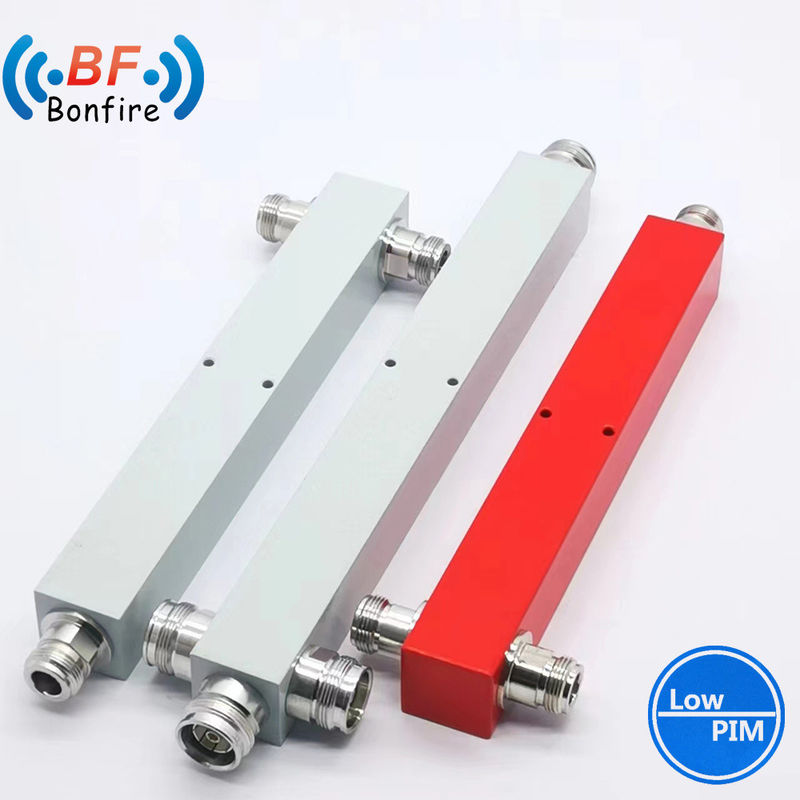 GFQ-XXXXXX 30W 350-3800MHz SMA 여성 커넥터와 함께 2 차원 전력 분할 스플리터