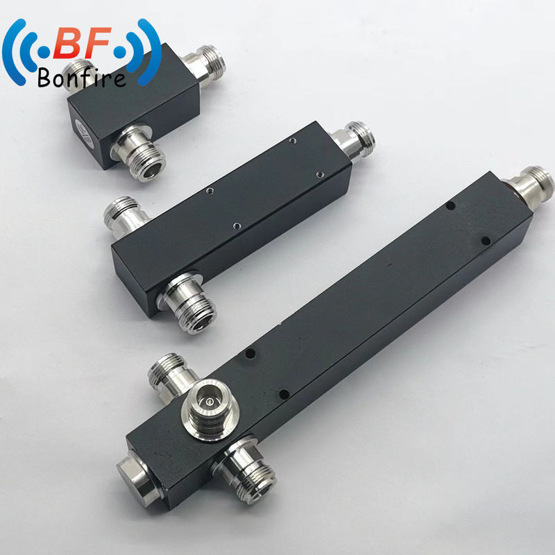 350-3800MHz RF 2 차원 전력 분할기 / 스플리터 SMA 여성 커넥터 1 입출력 2 출력 높은 고립