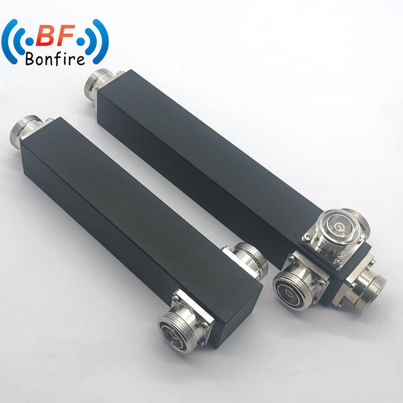 300W 698-3800MHz 4.3-10 여성 3 차원 5g RF 전력 분할기 Ibs 프로젝트 빨간색