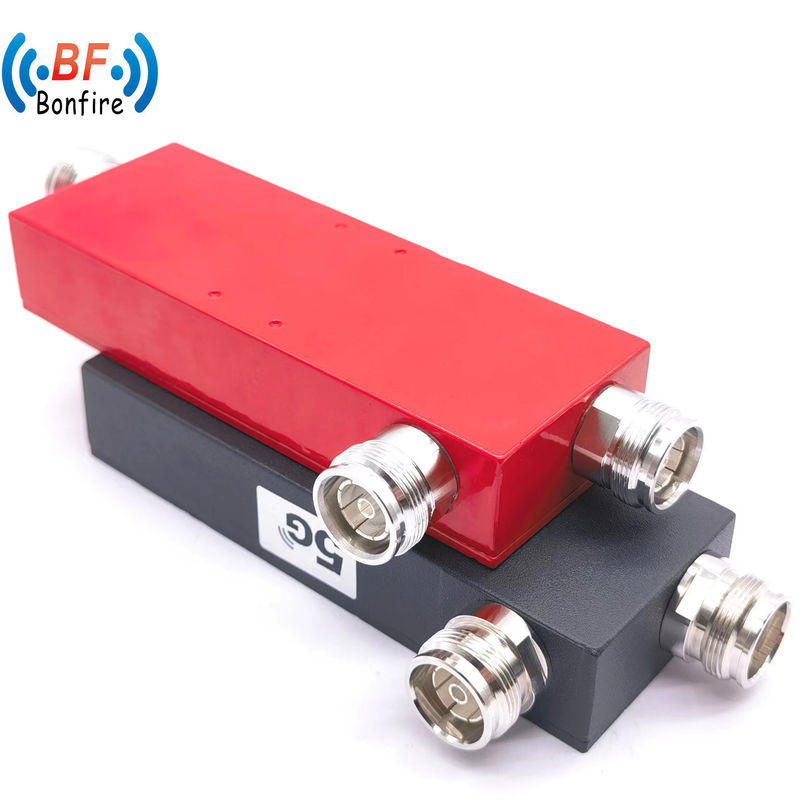 698-4200MHz 4.3-10-F 8dB 10dB 12dB 반응 방향 RF 결합기 실내/외관용