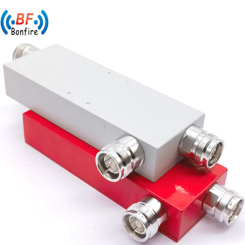 야외 IP65 350-3800MHz 4.3-10 F 3dB 5dB 7dB Das Ibs 반응 방향 RF 결합기