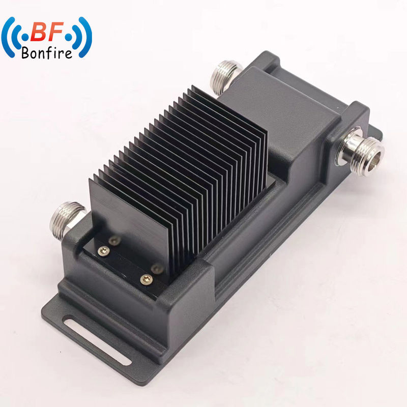 로우 피임 RF 하이브리드 컴바이너 -160dbc 300W 698-4000MHz 4.3-10 여성 2에서 1 3dB 하이브리드 커플러 빨간색