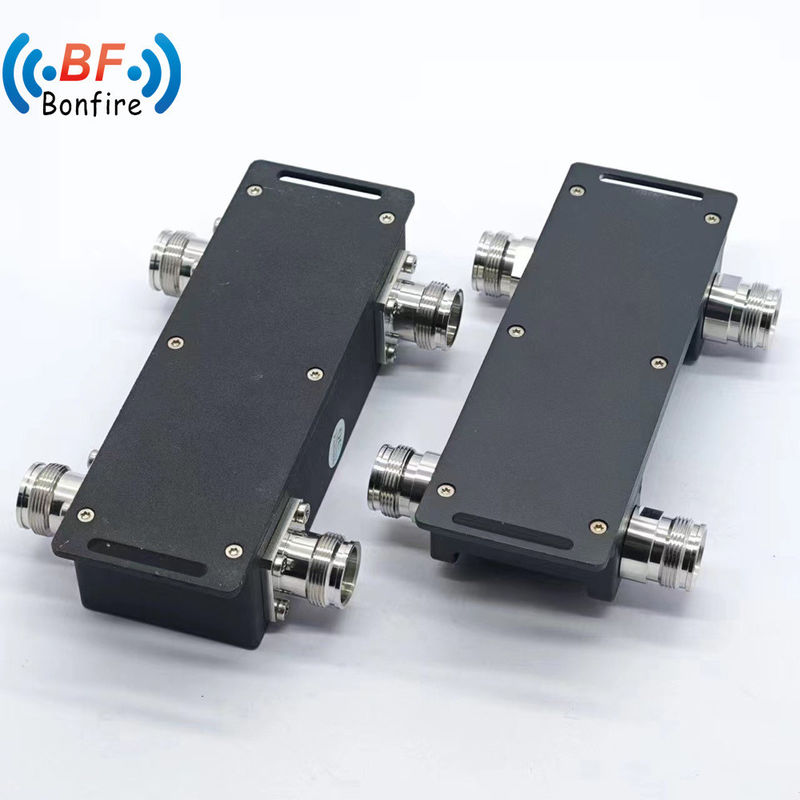 698-4000MHz 500W -160dbc IP65 2에서 2 출력 RF 하이브리드 결합 결합기 요구 사항