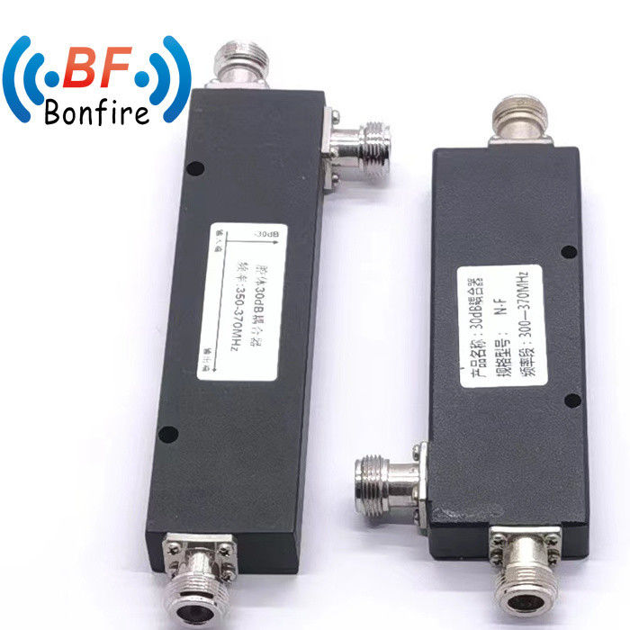패키지 크기 17.00cm * 6.50cm * 2.50cm 방향 결합기 10dB 700-2700MHz RF 광대역