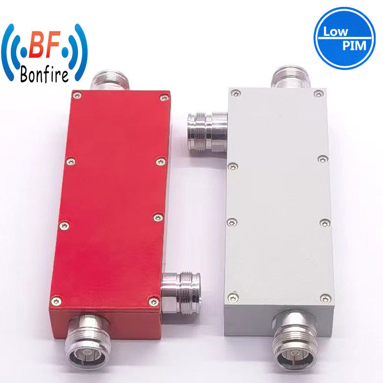 빨간색 N 여성 타입 380-2700MHz 광대역 RF 방향 결합 7dB 결합 사용자 정의