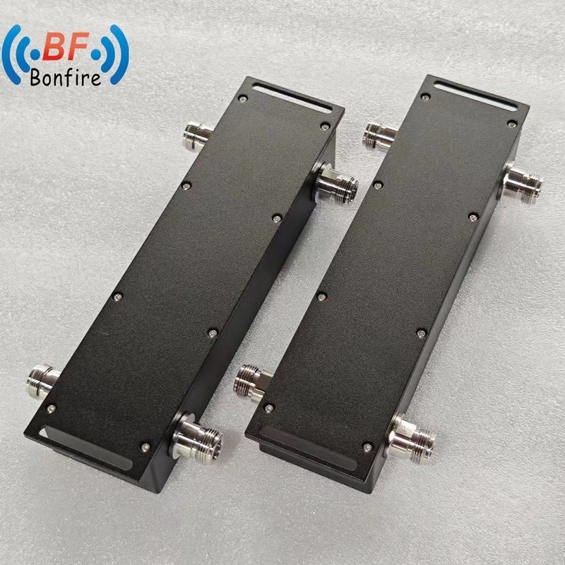 2 in 2 출력 RF 하이브리드 결합 결합기 주파수 698-3800MHz N 여성 커넥터 입력 전력 50W Ibs 부품